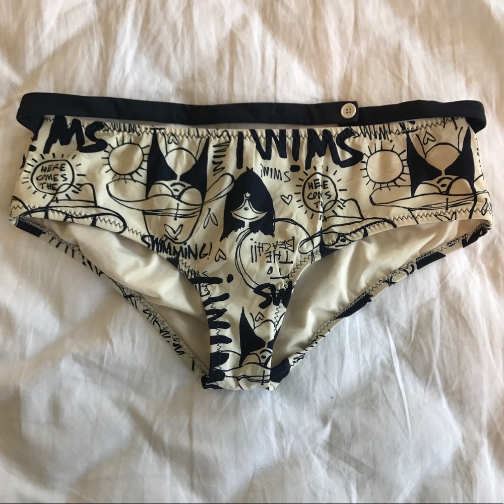 Marc by Marc Jacob Large Cream Navy Swim Bottoms